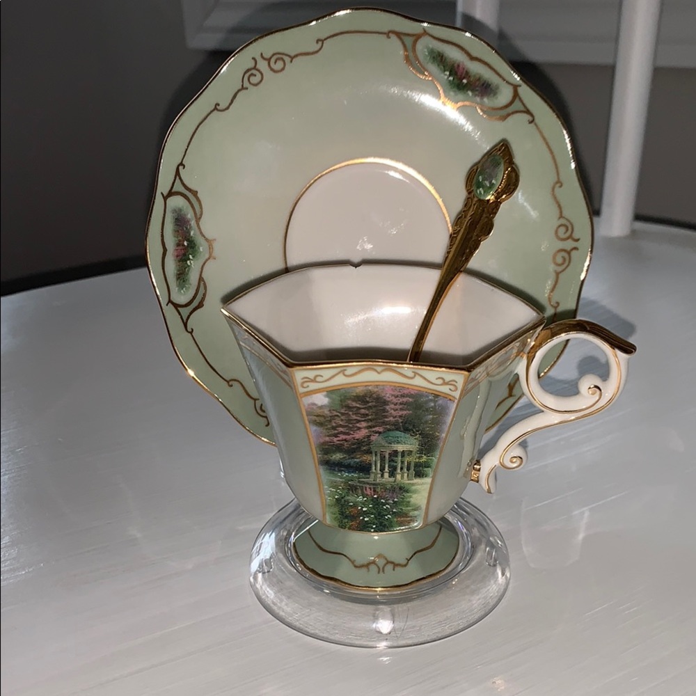 3/$15 Thomas Kinkade Garden of Inspiration Green and Gold Teacup Set with Spoon